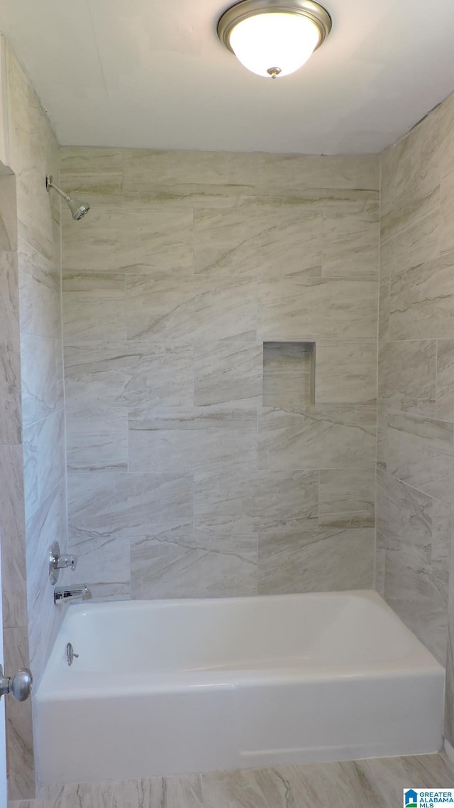 bathroom featuring shower / bathtub combination