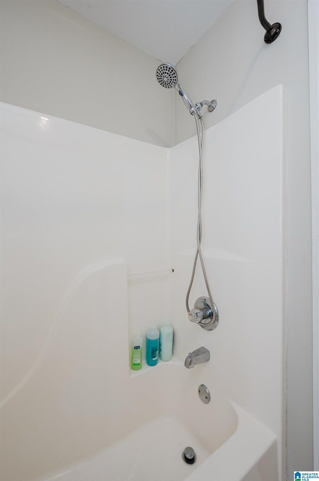 view of full bath