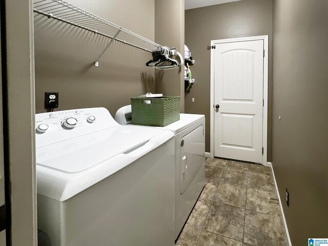 80 Braxton Pl, Springville, AL 35146 - laundry room with separate washer and dryer, laundry area, and baseboards