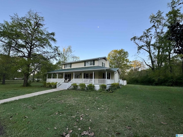 6094 Old Tuscaloosa Hwy, Mccalla, AL 35111 - farmhouse featuring a front yard and covered porch