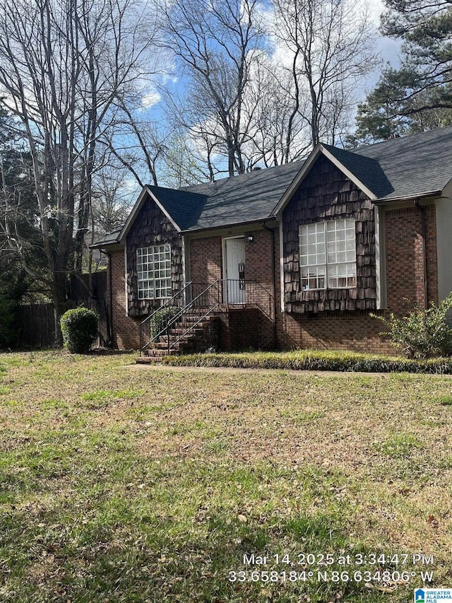 2610 Gaylon St, Birmingham, AL 35235 - ranch-style home with brick siding and a front yard