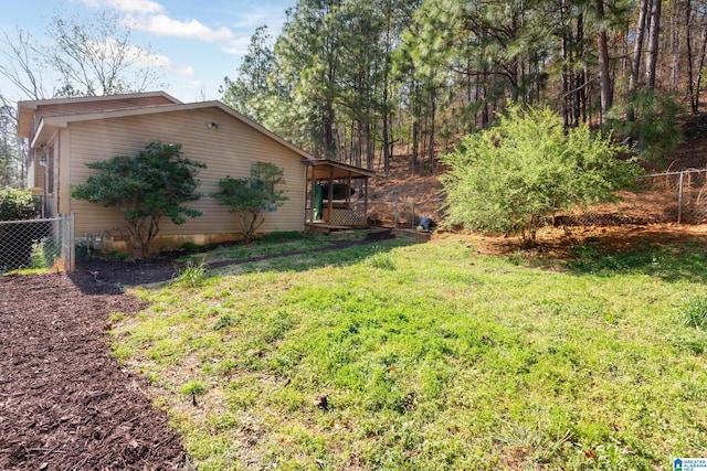 view of yard featuring fence