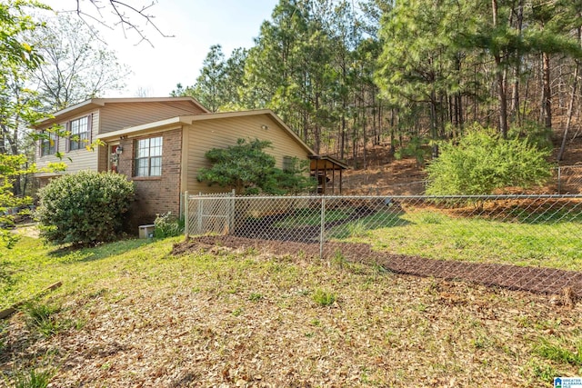 view of yard featuring fence