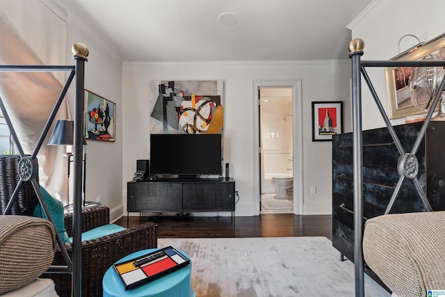 4603 Clairmont Ave, Birmingham, AL 35222 - bedroom with ensuite bath, crown molding, baseboards, and wood finished floors