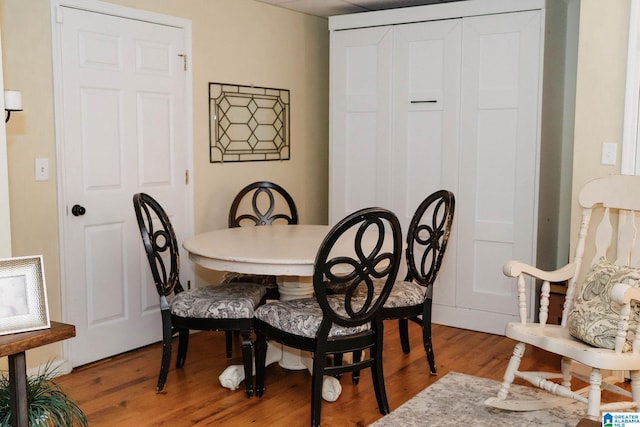 100 Edgewood Cir, Oneonta, AL 35121 - dining room featuring light wood finished floors