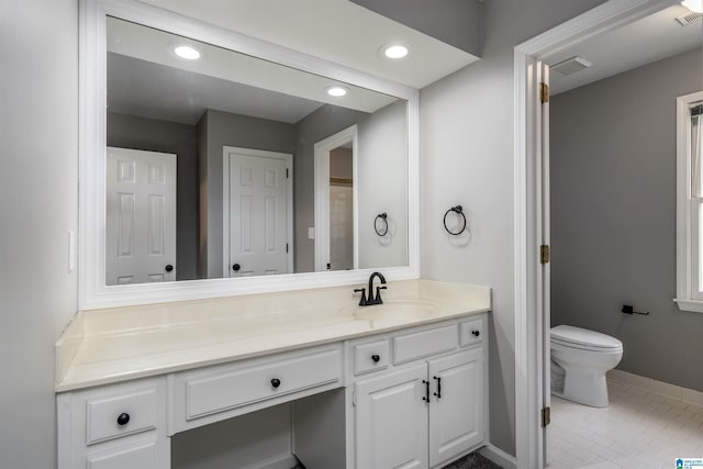 4049 Water Willow Ln, Hoover, AL 35244 - bathroom featuring visible vents, baseboards, toilet, recessed lighting, and vanity