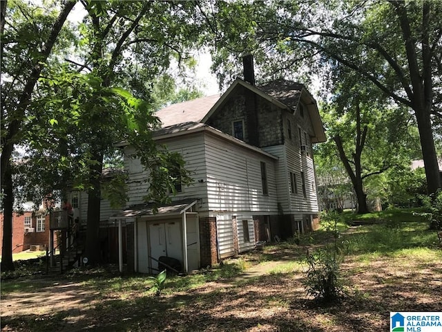 view of side of home