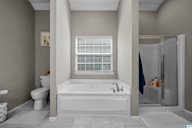 5544 Colony Ln, Hoover, AL 35226 - bathroom with toilet, a stall shower, a garden tub, and baseboards