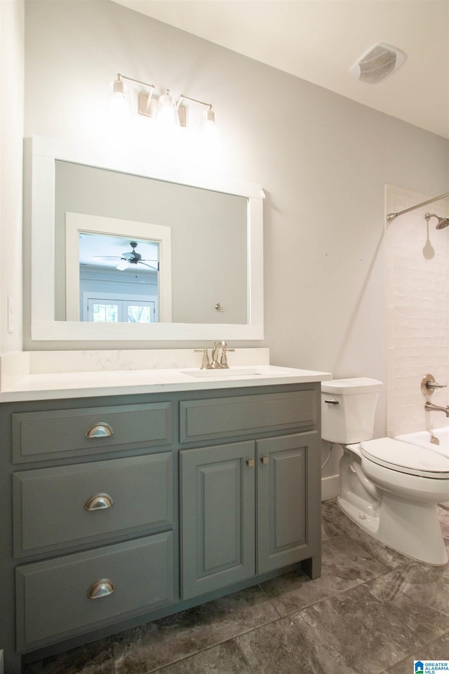 672 Kent Dairy Rd, Alabaster, AL 35007 - bathroom featuring visible vents, toilet, vanity, a ceiling fan, and a shower