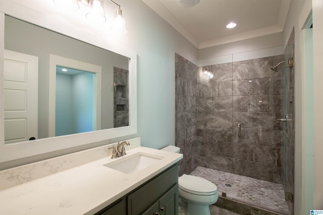 672 Kent Dairy Rd, Alabaster, AL 35007 - bathroom with recessed lighting, toilet, vanity, and tiled shower