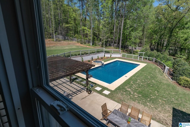 5448 Palomino Trl, Birmingham, AL 35242 - view of swimming pool with a patio area, a fenced backyard, a pool with connected hot tub, and a lawn