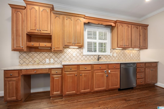 kitchen featuring decorative backsplash, crown molding, dark wood-style flooring, and a sink