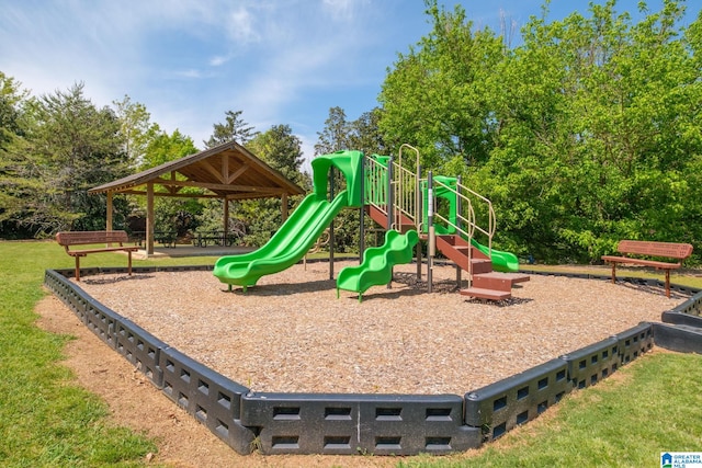 6037 Clubhouse Dr, Trussville, AL 35173 - community playground featuring a lawn