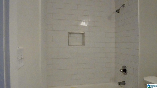 1501 Graymont Ave W, Birmingham, AL 35208 - bathroom featuring bathtub / shower combination