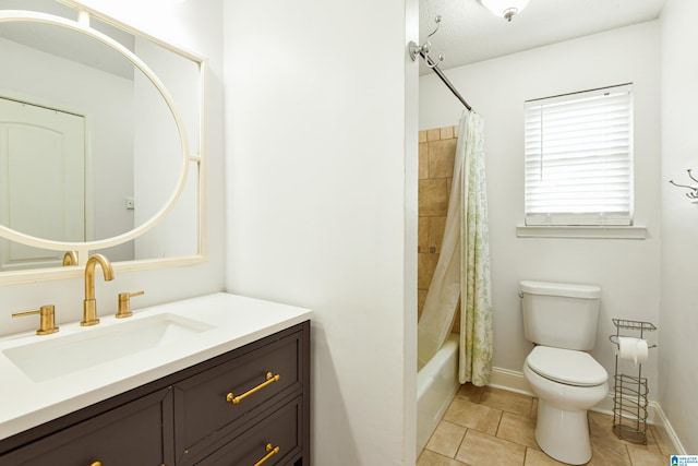 full bathroom with toilet, baseboards, shower / tub combo with curtain, tile patterned flooring, and vanity