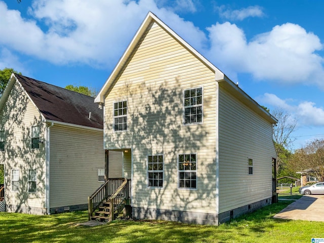 3 Holt Ave, Birmingham, AL 35214 - back of house featuring crawl space and a lawn