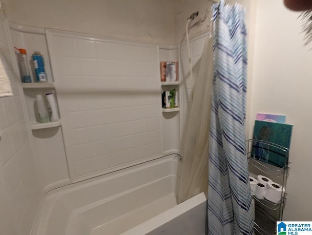 full bath with a shower with curtain