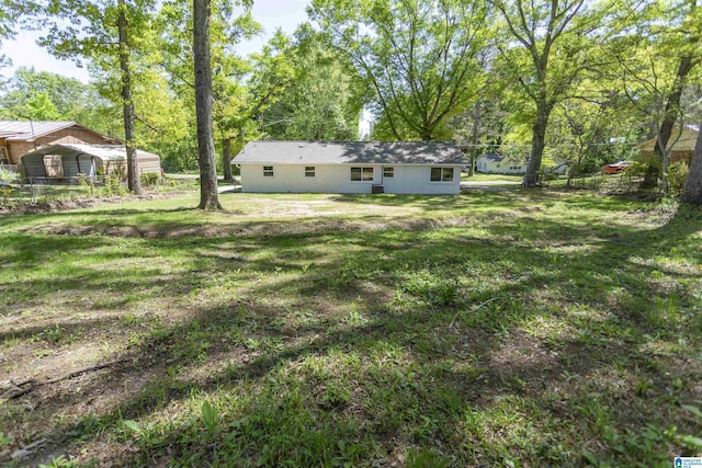122 Mims Cir, Clanton, AL 35045 - view of green lawn