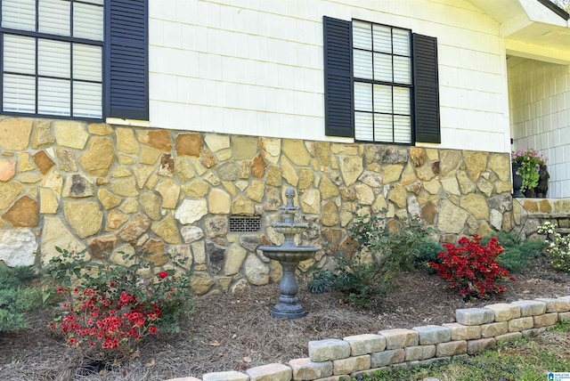 632 Bernard Couch Dr, Anniston, AL 36207 - details with stone siding