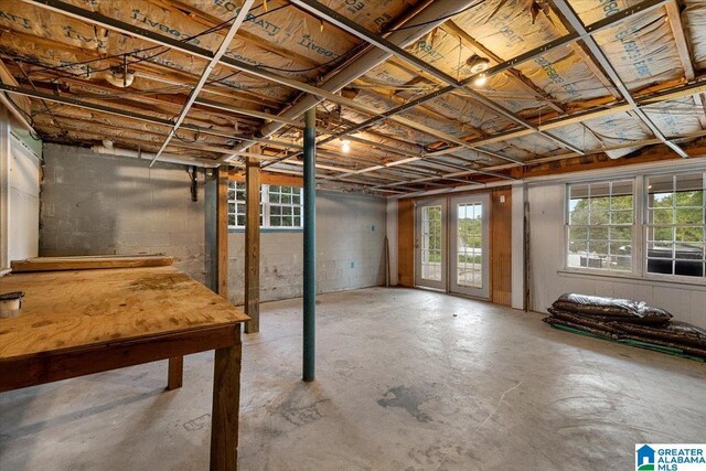 1203 Park Ave, Oneonta, AL 35121 - below grade area featuring concrete block wall