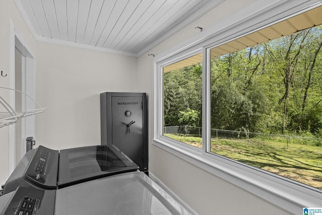 7096 US Highway 231, Cropwell, AL 35054 - laundry area with crown molding