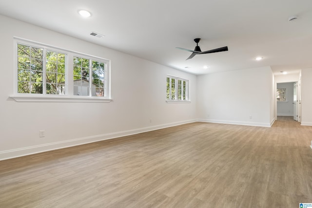 1515 Spring St, Alexander City, AL 35010 - empty room featuring recessed lighting, light wood finished floors, visible vents, baseboards, and ceiling fan
