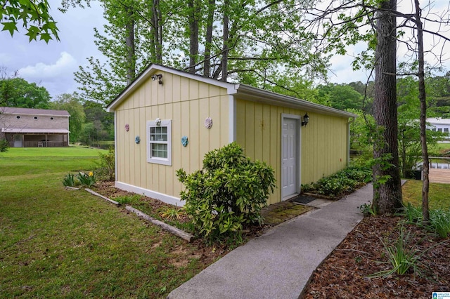 view of outbuilding