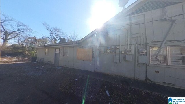 view of home's exterior