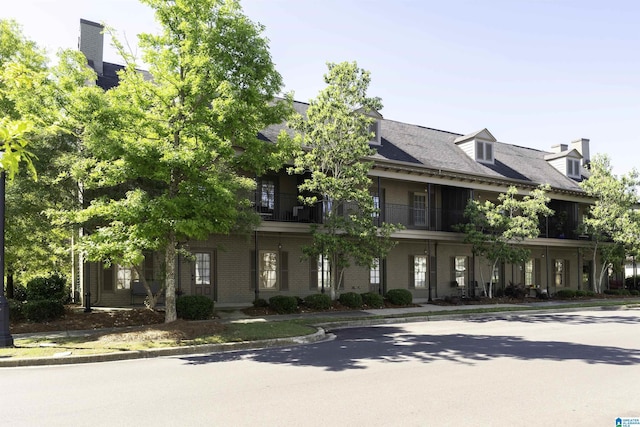 2385 Village Center St, Hoover, AL 35226 - view of front of house with a balcony