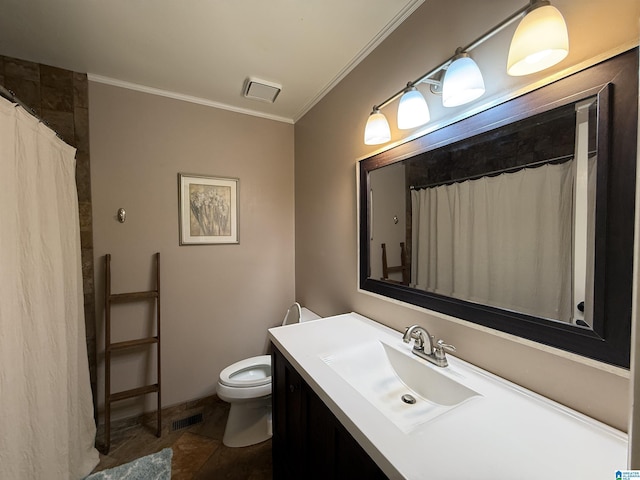 full bathroom featuring crown molding, visible vents, vanity, toilet, and a shower with curtain