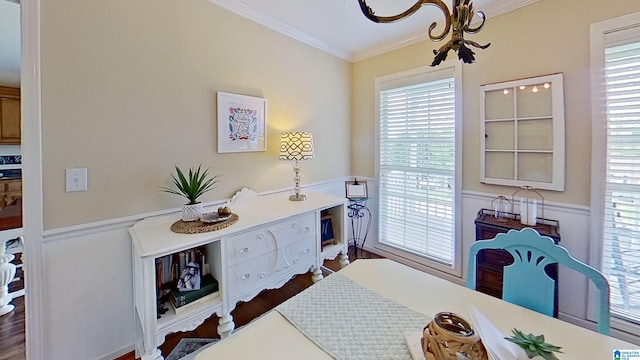 214 Scotts Trce, Helena, AL 35022 - interior space with ornamental molding and a wainscoted wall