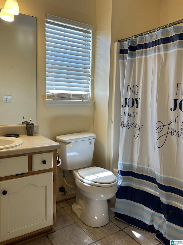 41 Woodland Ridge Rd, Odenville, AL 35120 - full bathroom featuring curtained shower, vanity, toilet, and tile patterned flooring