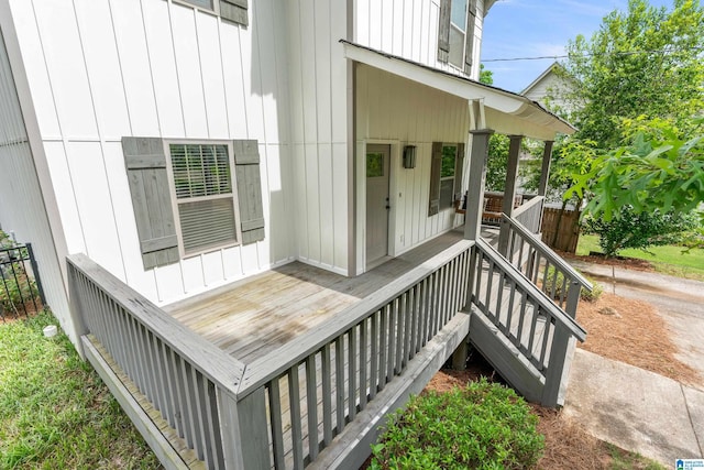 2607 Woodfern Ct, Homewood, AL 35209 - deck with a porch