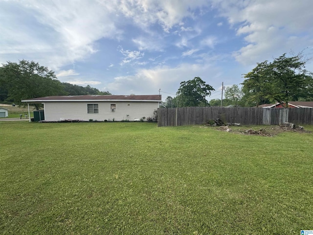 view of yard featuring fence