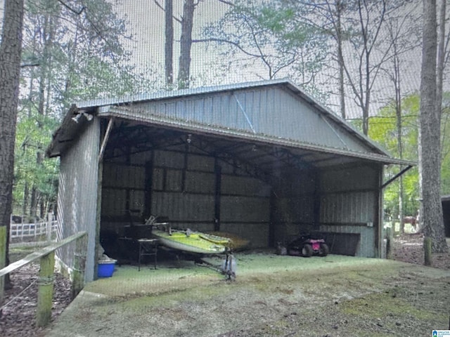 view of pole building featuring a carport