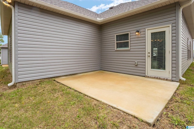 3769 Seaside Sparrow Cir, Bessemer, AL 35022 - view of patio / terrace