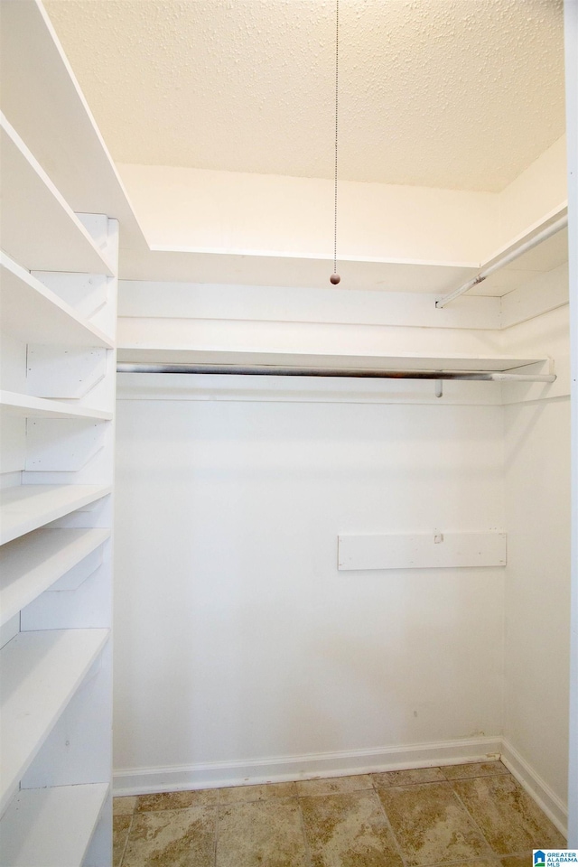 302 Old Rocky Ridge Ln, Birmingham, AL 35216 - view of walk in closet