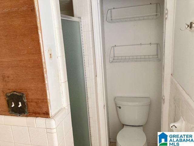4905 Spunky Hollow Rd, Remlap, AL 35133 - bathroom with a stall shower and toilet