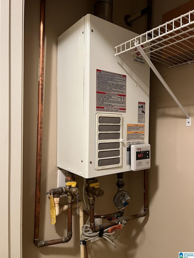 2128 Rockland Dr, Hoover, AL 35226 - view of utility room
