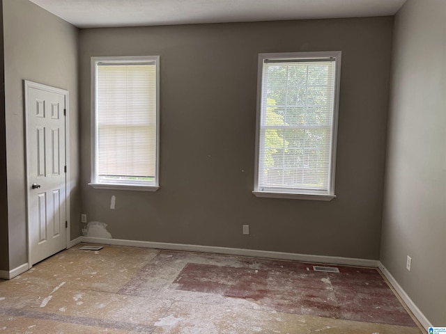 2030 Leighton Ave, Anniston, AL 36207 - unfurnished room featuring visible vents and baseboards