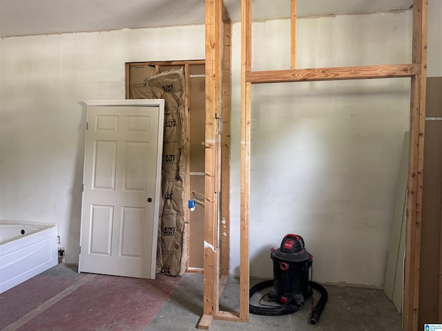 2030 Leighton Ave, Anniston, AL 36207 - bathroom with unfinished concrete floors