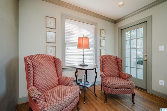 1426 Overlook Rd, Homewood, AL 35209 - living area with wood finished floors, crown molding, recessed lighting, and baseboards