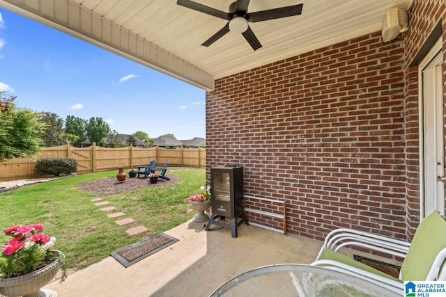 209 Vineyard Ln, Birmingham, AL 35242 - view of patio featuring a ceiling fan and a fenced backyard