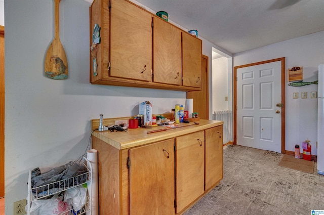 156 Wallace Dr, Shelby, AL 35143 - kitchen with light countertops