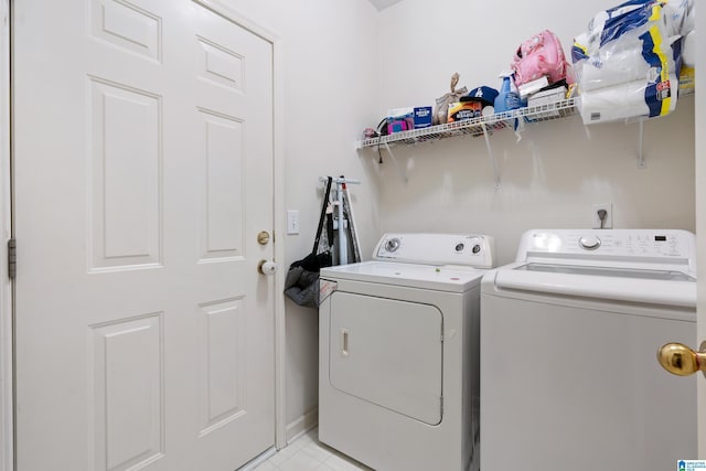 108 Tocoa Cir, Helena, AL 35080 - washroom with baseboards, laundry area, and washing machine and clothes dryer