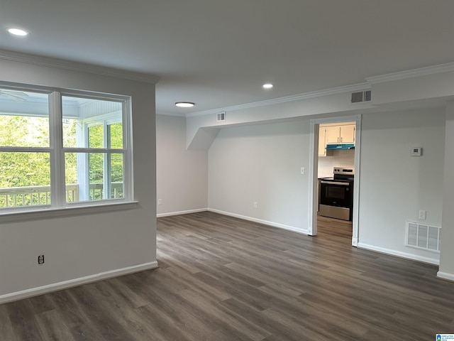 additional living space with recessed lighting, baseboards, visible vents, and dark wood-style floors