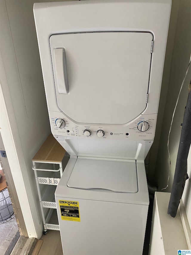 3101 Lorna Rd Unit 1626, Hoover, AL 35216 - laundry area with stacked washer and clothes dryer