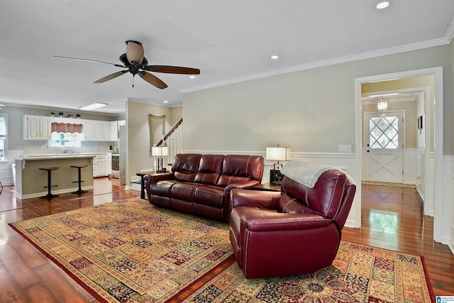 6522 Quail Run Dr, Pelham, AL 35124 - living area featuring healthy amount of natural light, a ceiling fan, ornamental molding, dark wood-type flooring, and recessed lighting