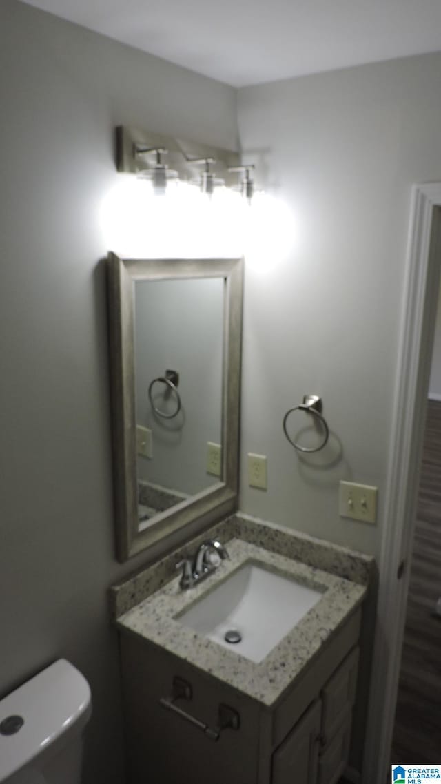 316 Creek Run Cir, Calera, AL 35040 - half bath featuring toilet and vanity