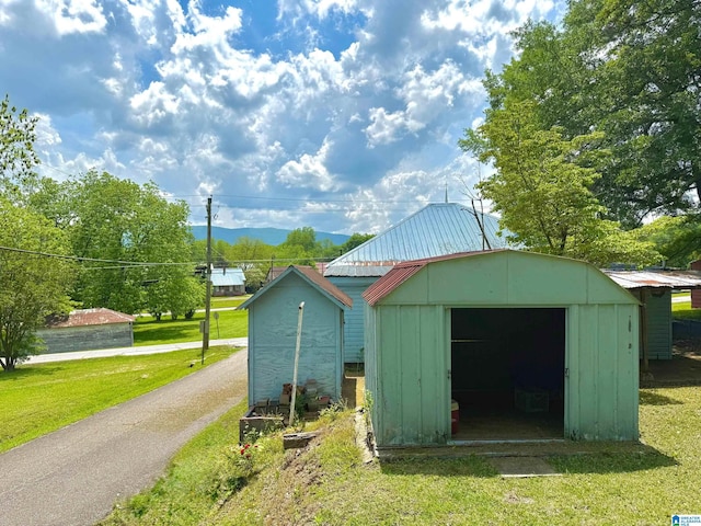 103 Thatcher St, Piedmont, AL 36272 - view of shed featuring a mountain view